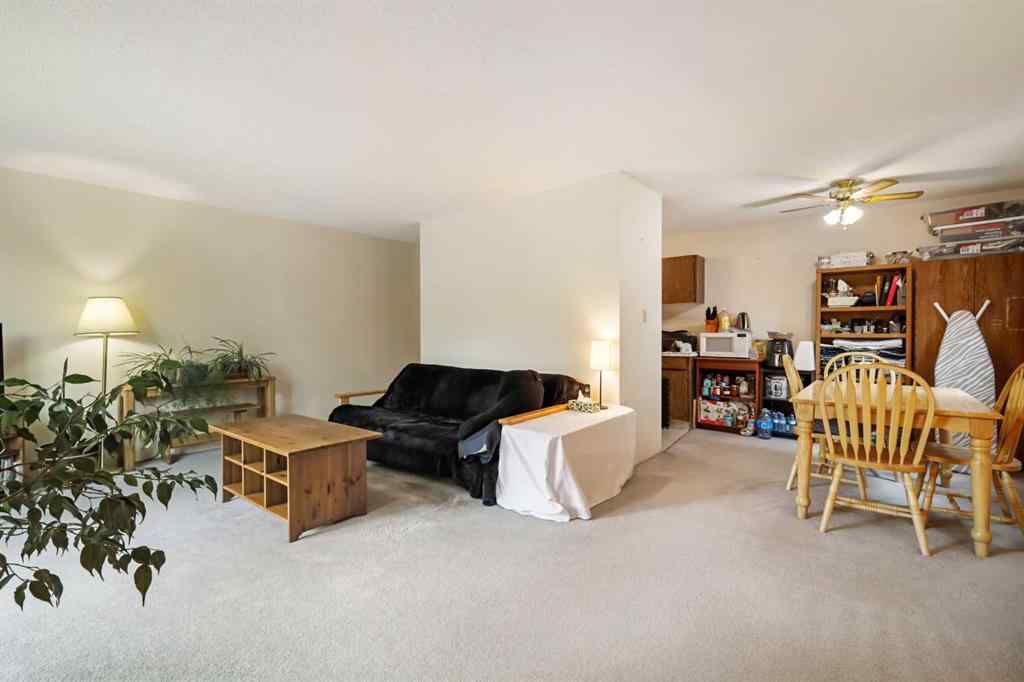 MLS® A2228359 - Unit #207 310 4 Avenue NE in Crescent Heights Calgary, Residential