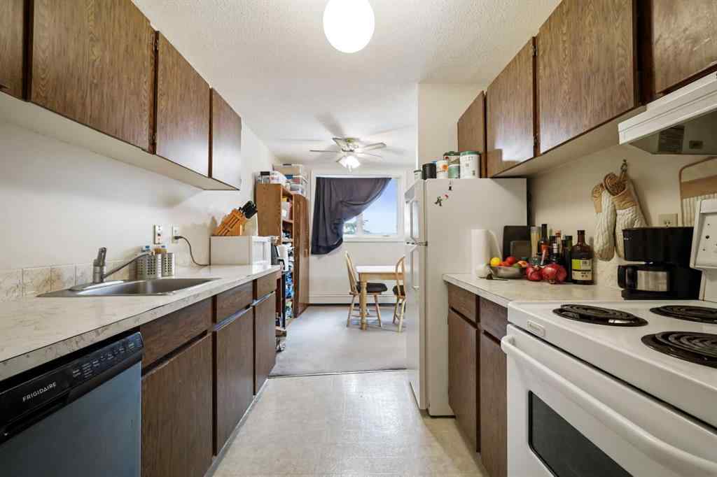 MLS® A2228359 - Unit #207 310 4 Avenue NE in Crescent Heights Calgary, Residential