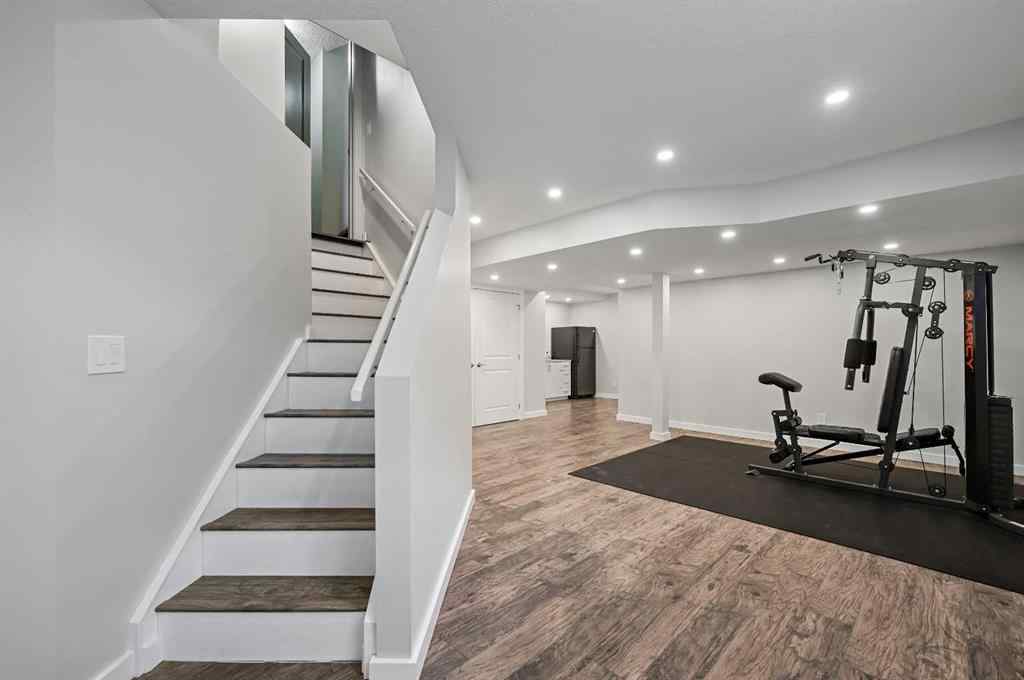 MLS® A2228362 - 102 Ravenscroft Green SE in Ravenswood Airdrie, Residential