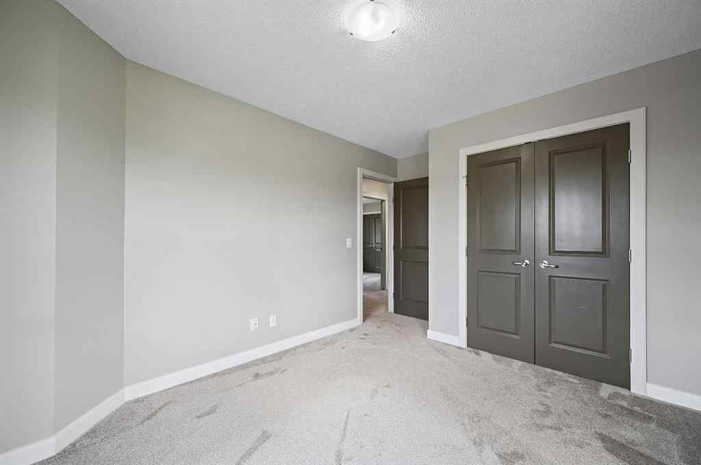 MLS® A2228362 - 102 Ravenscroft Green SE in Ravenswood Airdrie, Residential