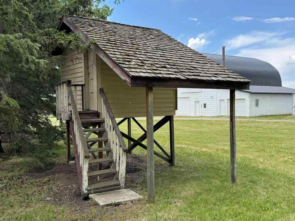 MLS® A2228364 - Unit #8 31264 Highway 2 A   in NONE Rural Mountain View County, Residential
