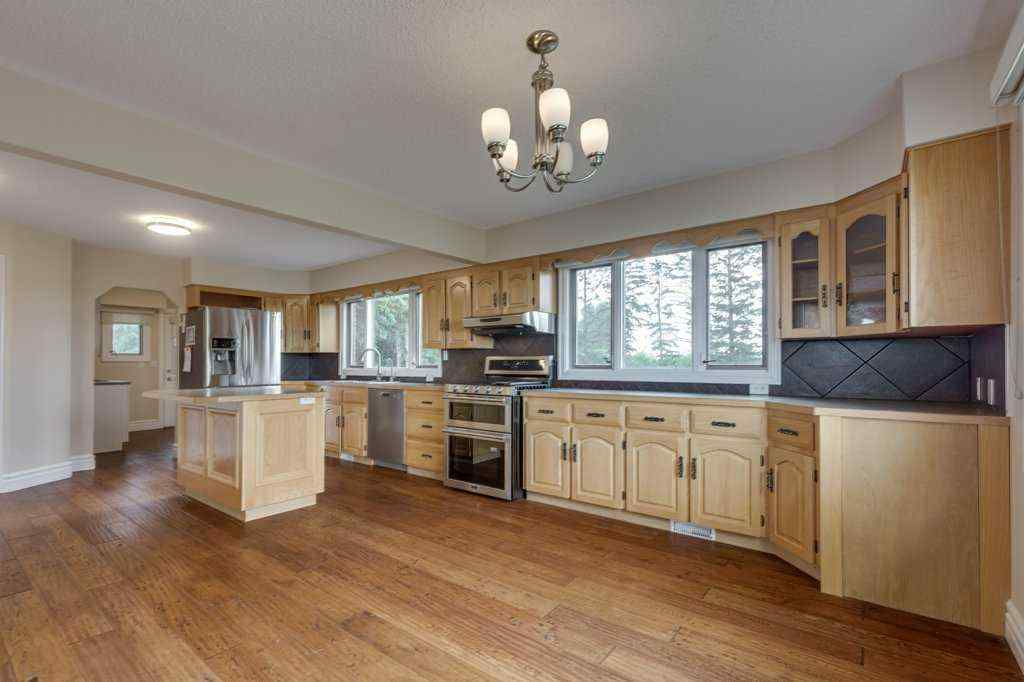 MLS® A2228364 - Unit #8 31264 Highway 2 A   in NONE Rural Mountain View County, Residential