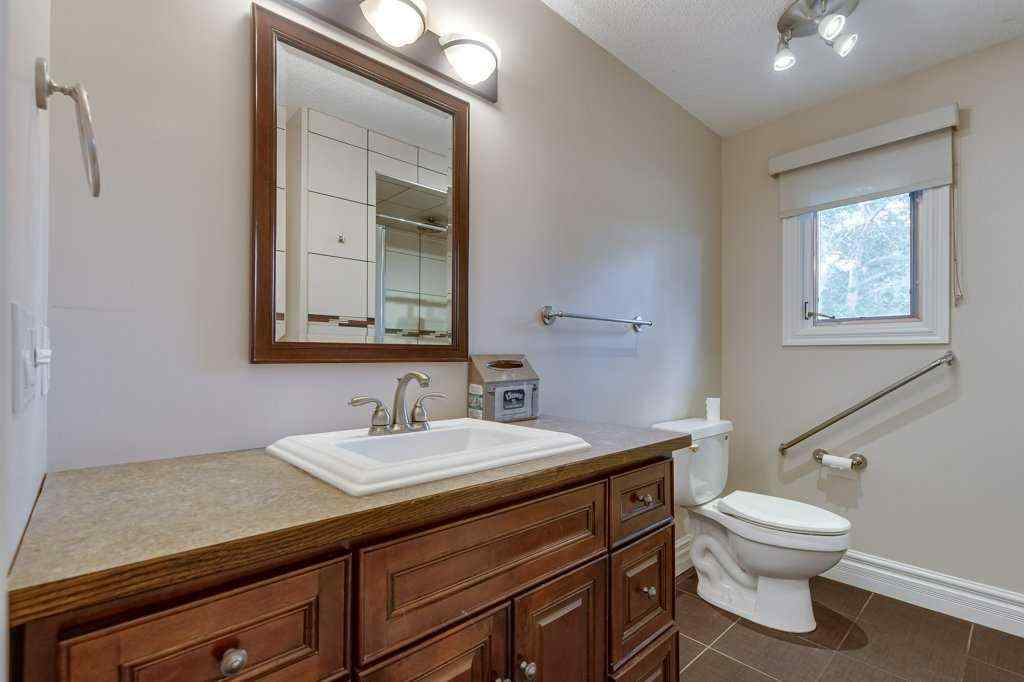MLS® A2228364 - Unit #8 31264 Highway 2 A   in NONE Rural Mountain View County, Residential