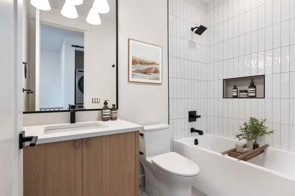 MLS® A2228371 - 4309 32 Avenue SW in Glenbrook Calgary, Residential