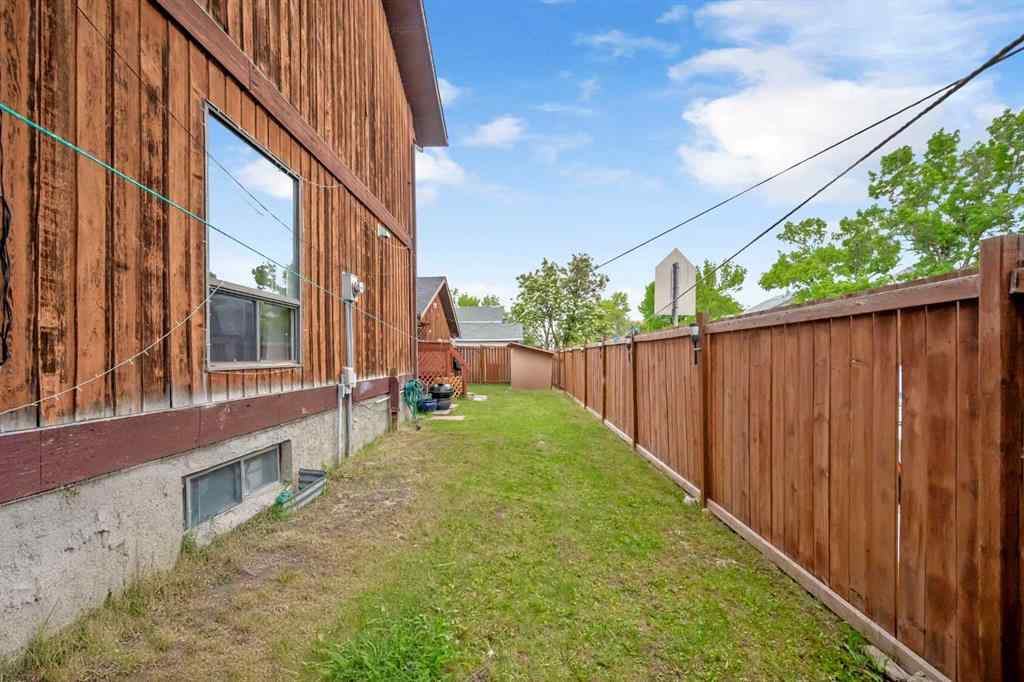 MLS® A2228394 - 54 Templegreen Road NE in Temple Calgary, Residential