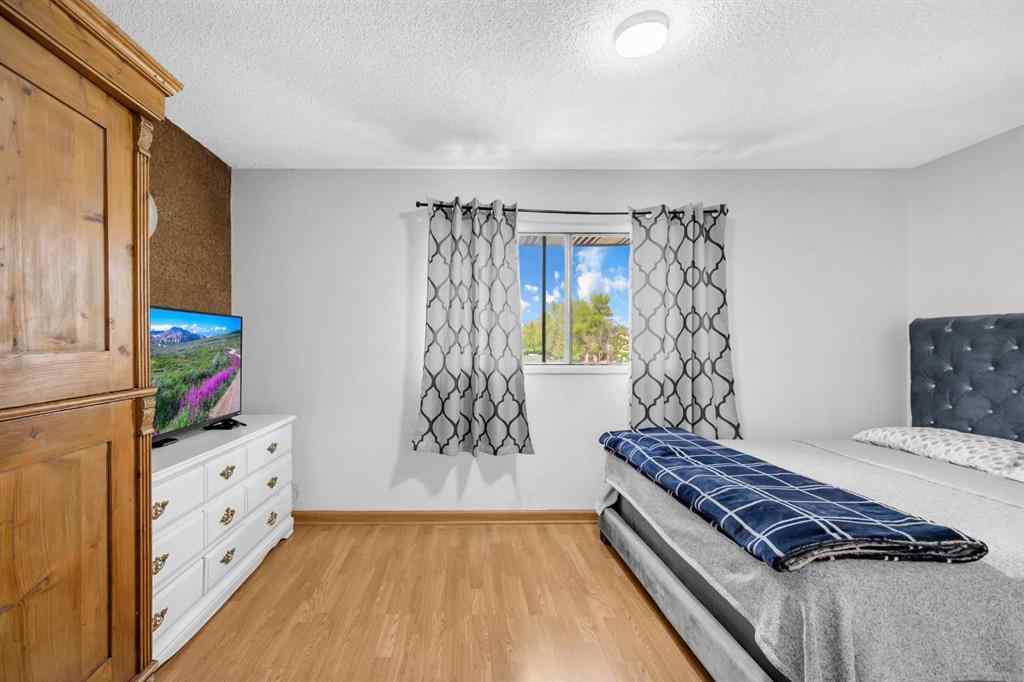 MLS® A2228394 - 54 Templegreen Road NE in Temple Calgary, Residential
