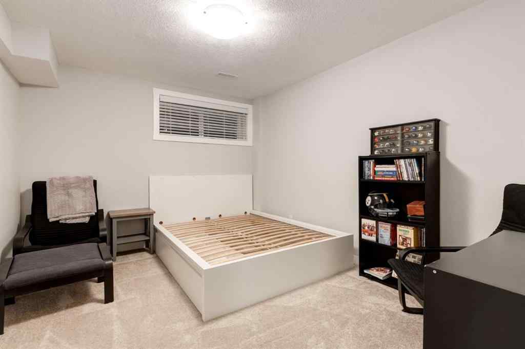MLS® A2228395 - 1136 MIDTOWN Lane SW in Midtown Airdrie, Residential