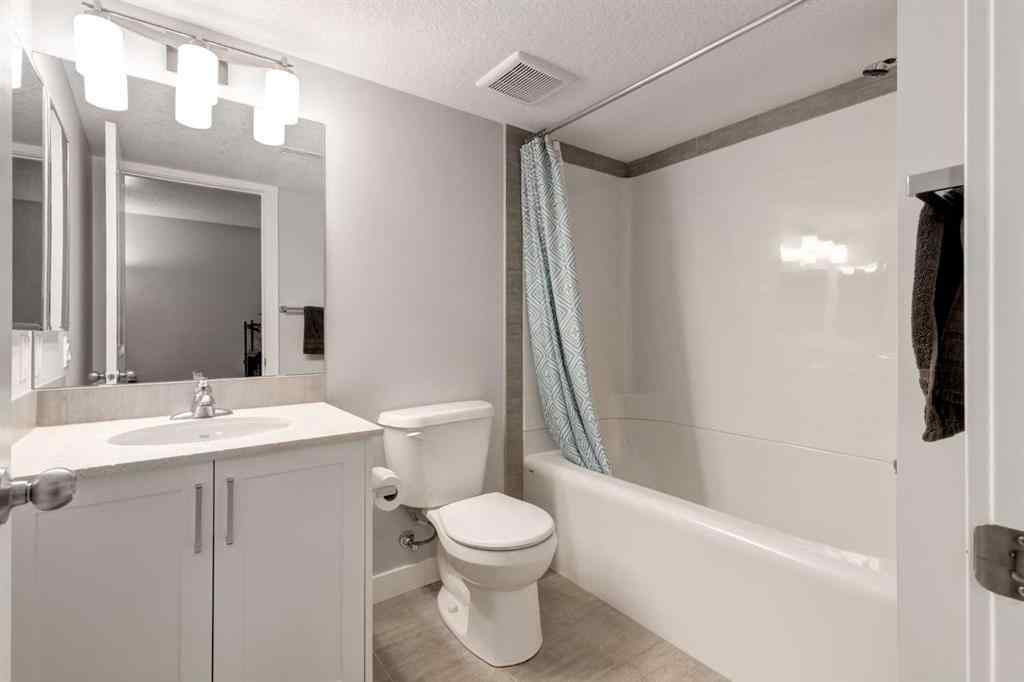 MLS® A2228395 - 1136 MIDTOWN Lane SW in Midtown Airdrie, Residential