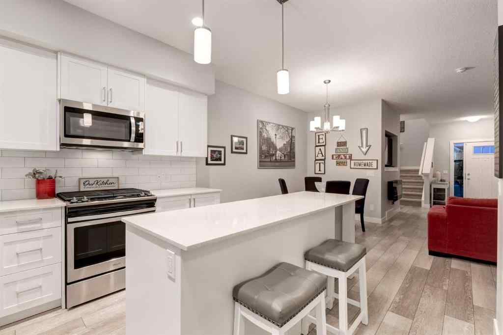 MLS® A2228395 - 1136 MIDTOWN Lane SW in Midtown Airdrie, Residential