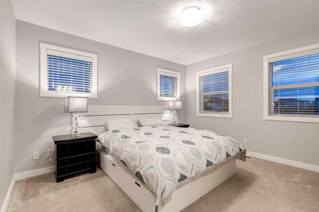 MLS® A2228395 - 1136 MIDTOWN Lane SW in Midtown Airdrie, Residential