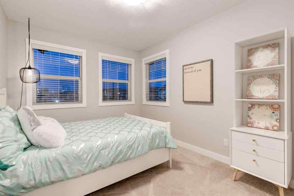 MLS® A2228395 - 1136 MIDTOWN Lane SW in Midtown Airdrie, Residential