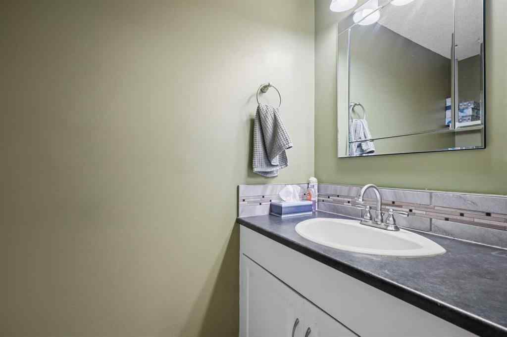 MLS® A2228411 - 1411 2 Street SW in Beltline Calgary, Commercial