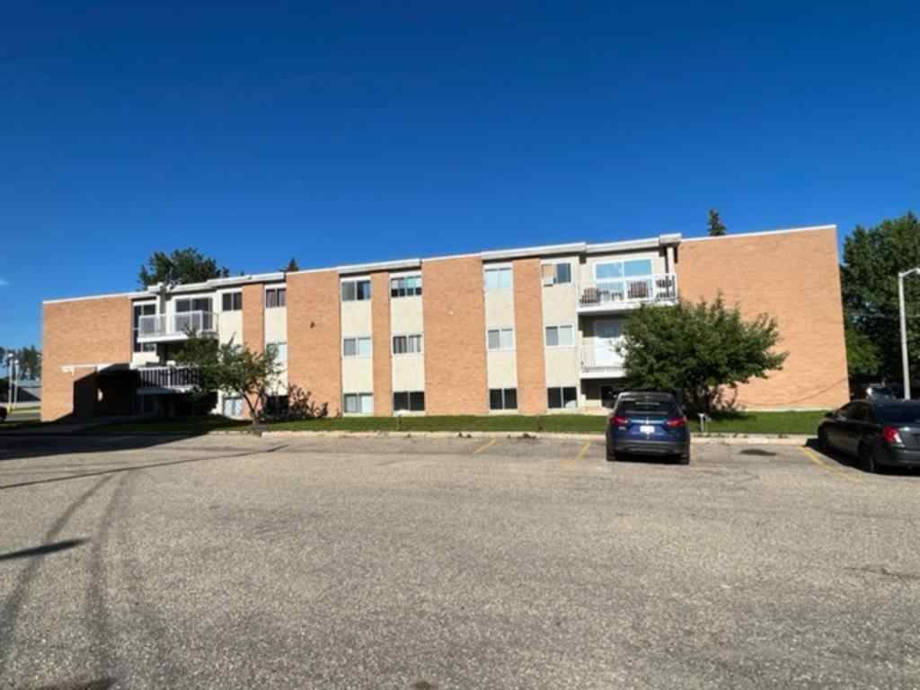 MLS® A2228412 - 5 Sunset Boulevard  in NONE Whitecourt, Commercial