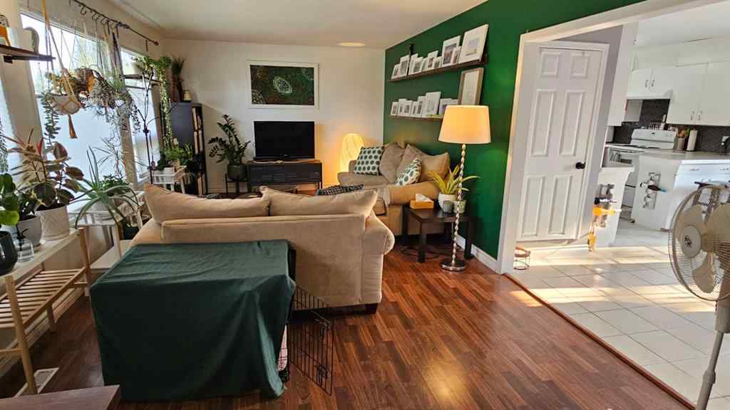 MLS® A2228414 - 5502 51 Street  in NONE Castor, Residential