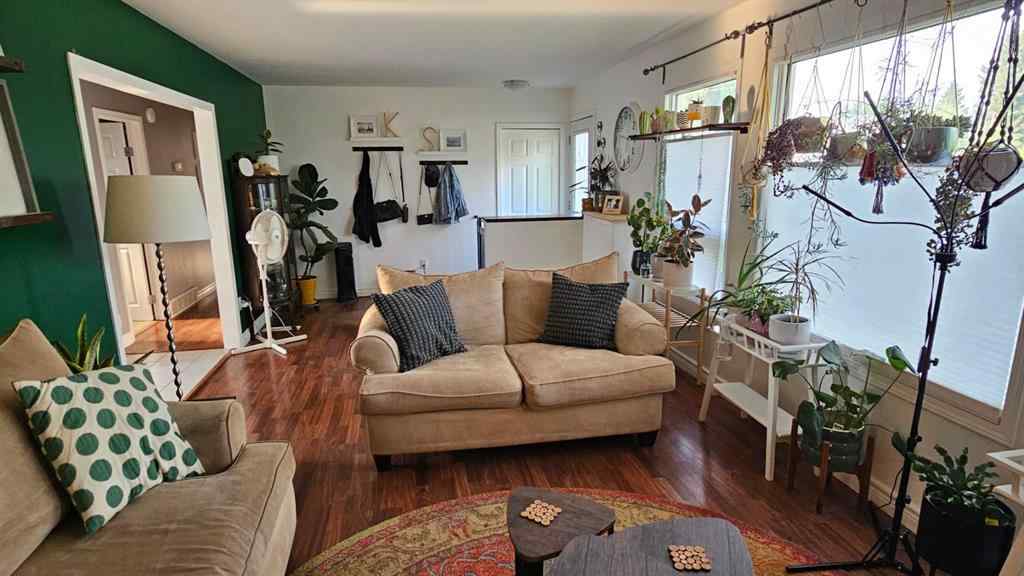 MLS® A2228414 - 5502 51 Street  in NONE Castor, Residential