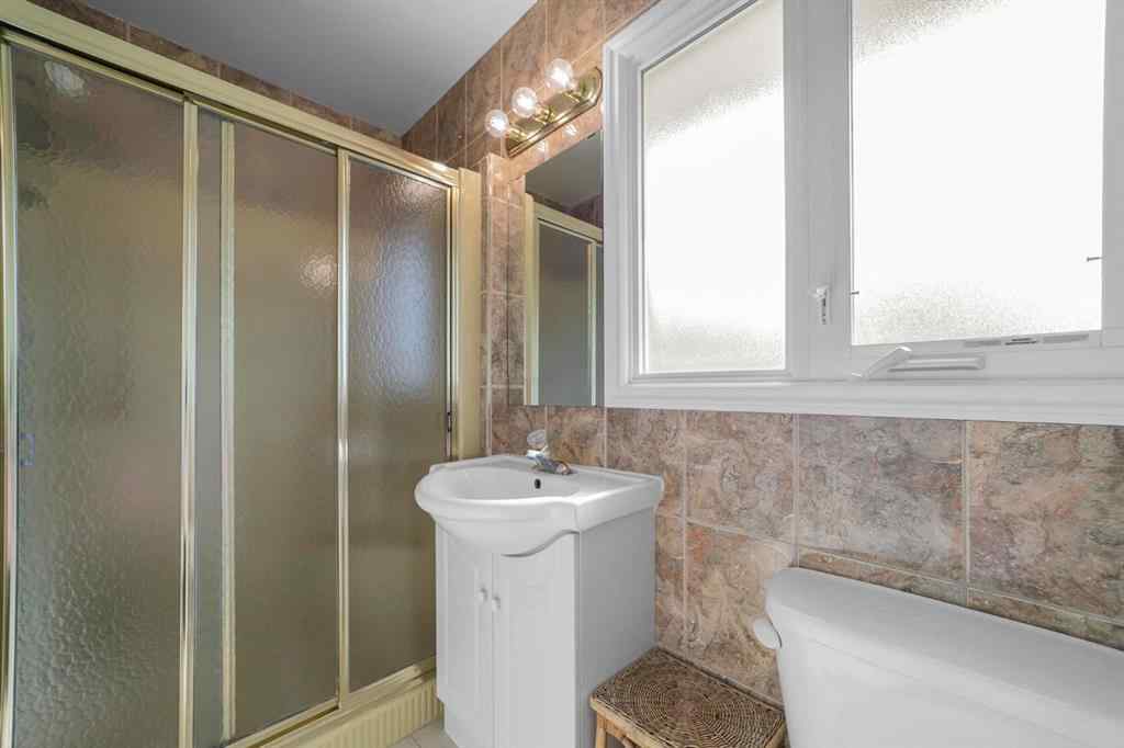 MLS® A2228437 - 4210 63 Street  in Marler Camrose, Residential
