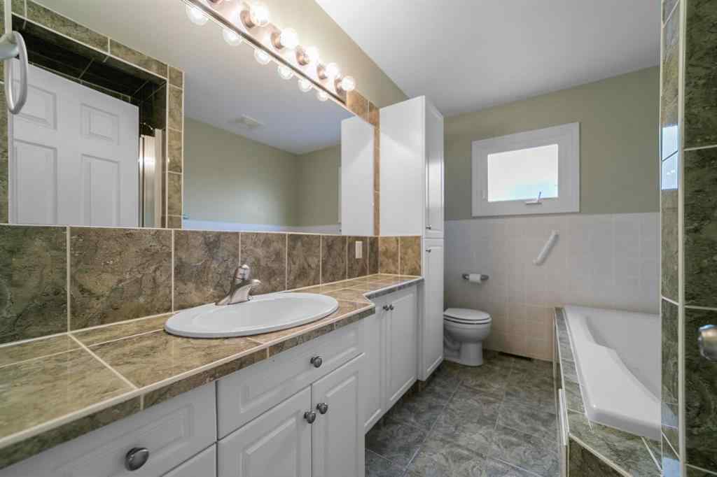 MLS® A2228437 - 4210 63 Street  in Marler Camrose, Residential