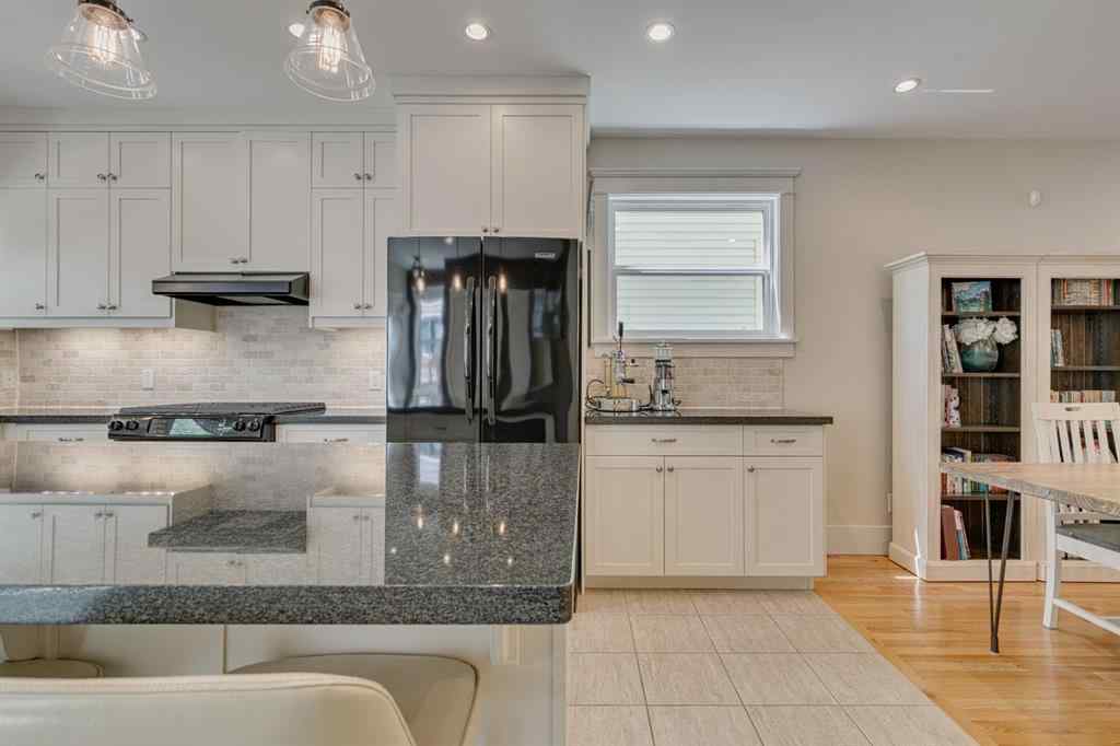 MLS® A2228494 - 609 23 Avenue SW in Cliff Bungalow Calgary, Residential