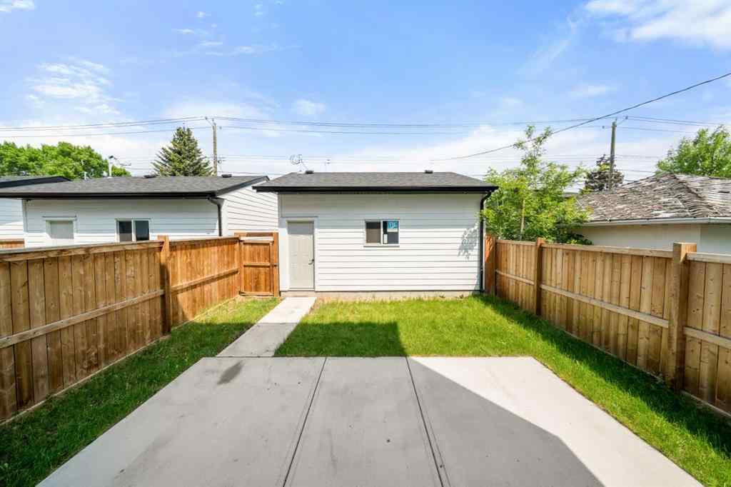 MLS® A2228517 - 1828 18 Avenue NW in Capitol Hill Calgary, Residential