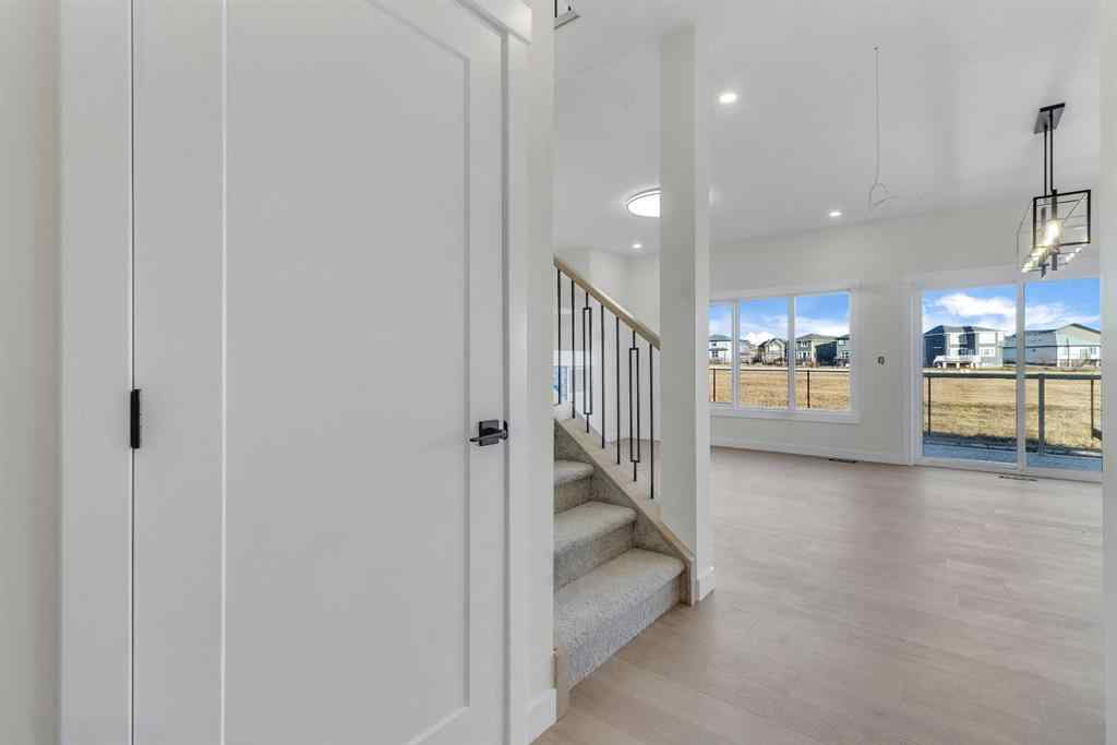 MLS® A2228529 - 14 Ranchers Meadows  in Air Ranch Okotoks, Residential