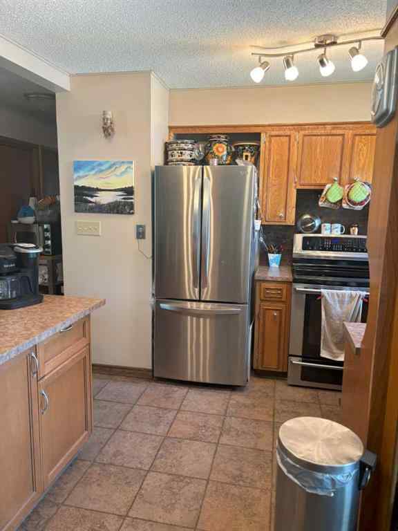MLS® A2228581 - 4924 40 Avenue NW in Varsity Calgary, Residential