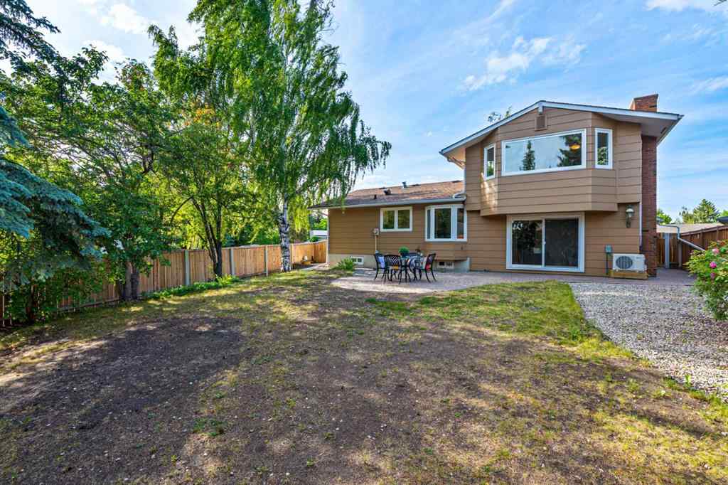 MLS® A2228582 - 308 Parkridge Green SE in Parkland Calgary, Residential