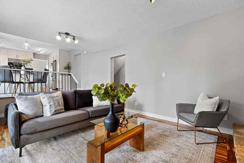 MLS® A2228582 - 308 Parkridge Green SE in Parkland Calgary, Residential