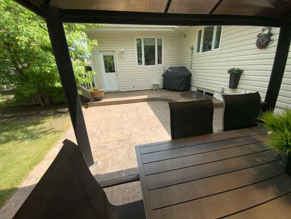 MLS® A2228617 - 522 5 Street SE in NONE Three Hills, Residential