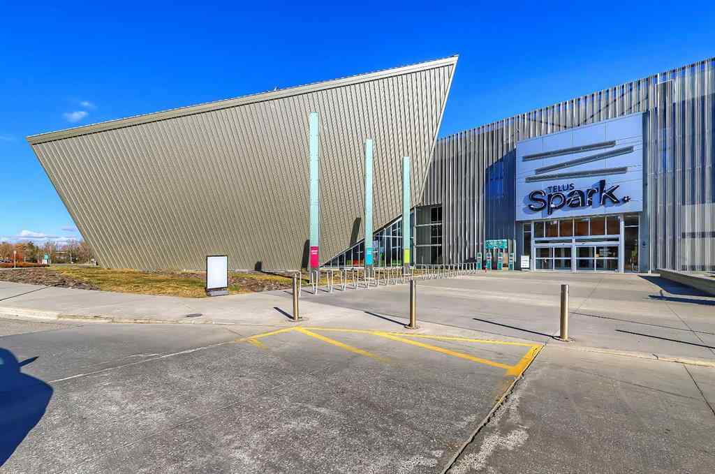 MLS® A2228728 - Unit #2 & 7 828 8 Avenue NE in Renfrew Calgary, Residential