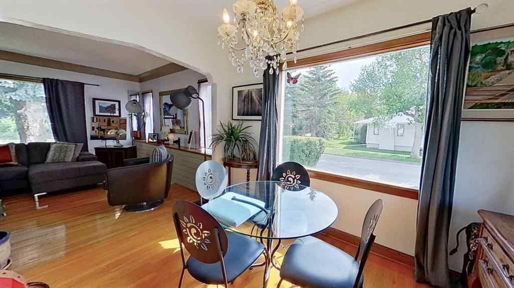 MLS® A2228730 - 539 15 Avenue NE in Renfrew Calgary, Residential