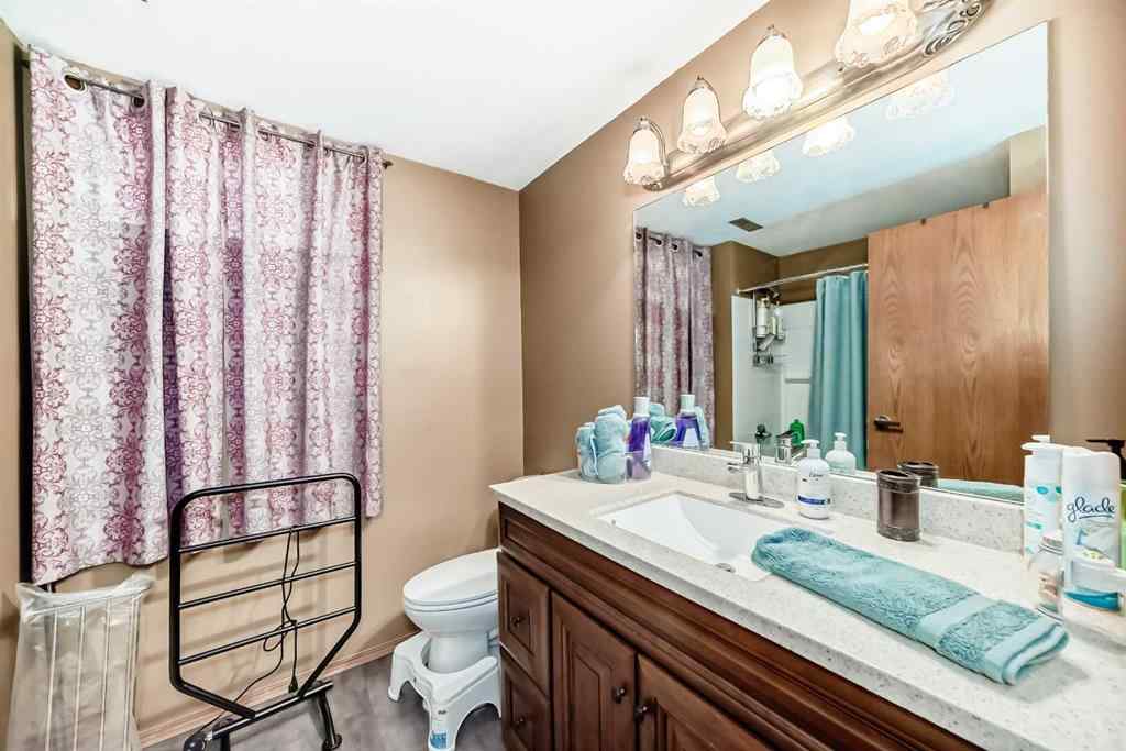 MLS® A2228732 - 368 Heritage Crescent W in Heritage Heights Lethbridge, Residential