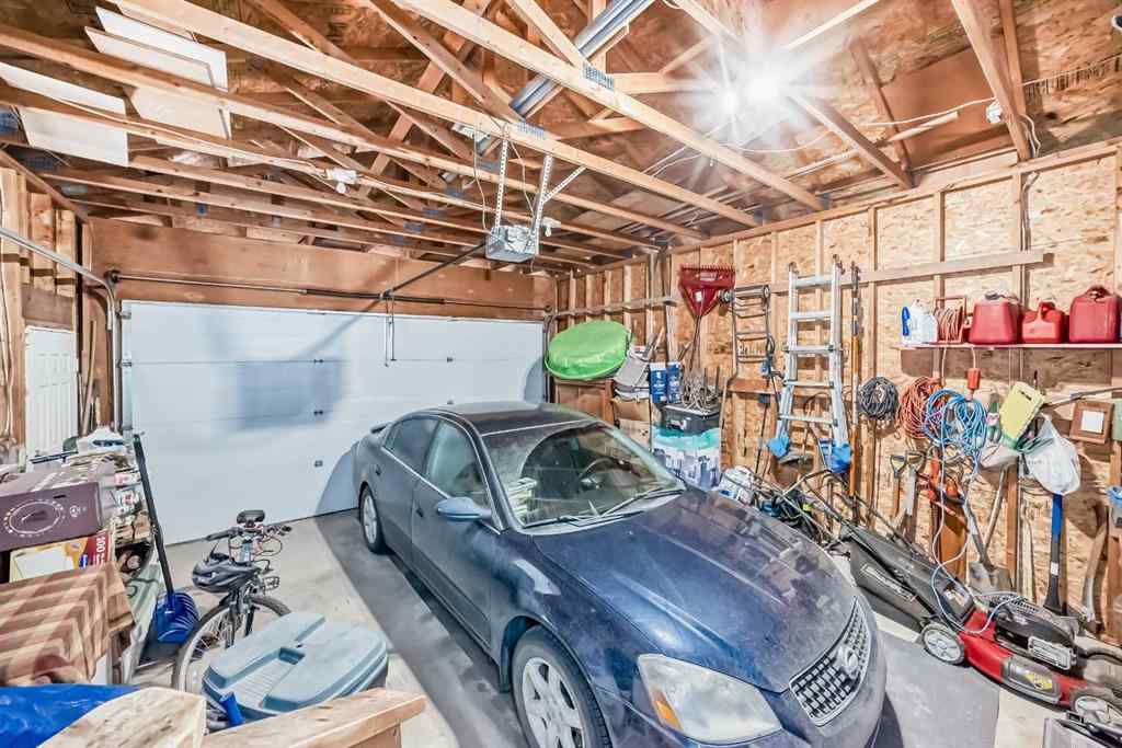 MLS® A2228732 - 368 Heritage Crescent W in Heritage Heights Lethbridge, Residential