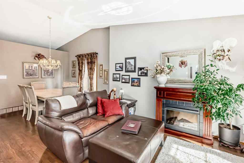 MLS® A2228732 - 368 Heritage Crescent W in Heritage Heights Lethbridge, Residential