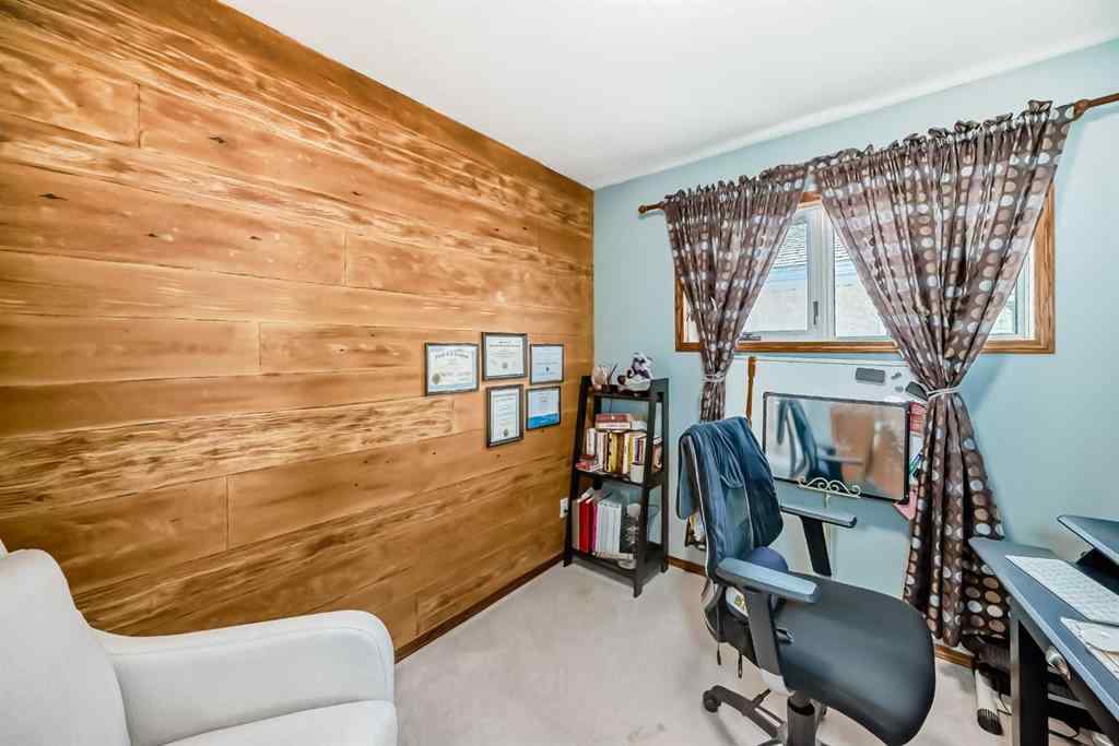 MLS® A2228732 - 368 Heritage Crescent W in Heritage Heights Lethbridge, Residential