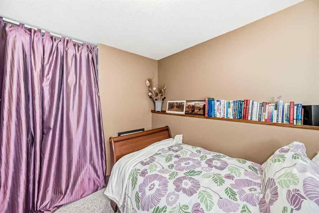 MLS® A2228732 - 368 Heritage Crescent W in Heritage Heights Lethbridge, Residential