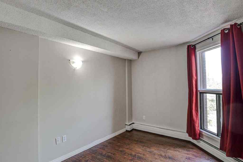 MLS® A2228746 - Unit #204 1900 25A Street SW in Richmond Calgary, Residential
