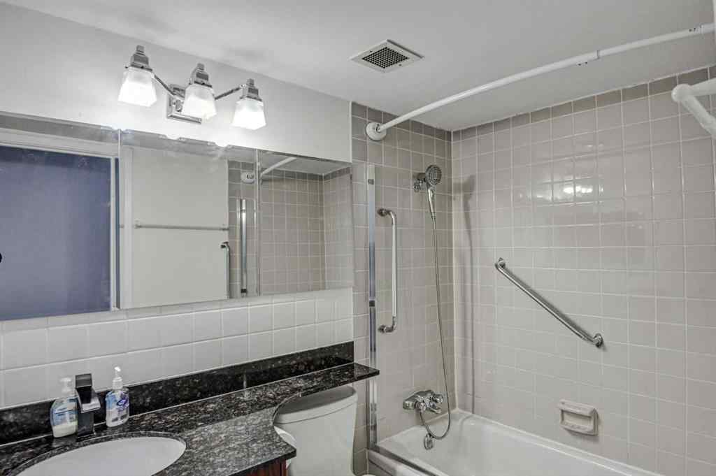 MLS® A2228746 - Unit #204 1900 25A Street SW in Richmond Calgary, Residential