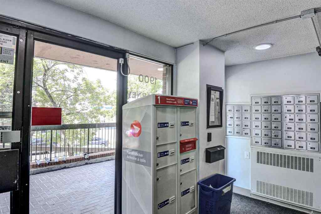 MLS® A2228746 - Unit #204 1900 25A Street SW in Richmond Calgary, Residential