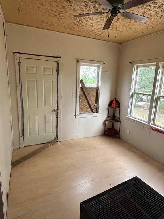 MLS® A2228768 - 5605 50st   in NONE Grimshaw, Residential