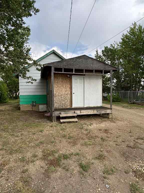 MLS® A2228768 - 5605 50st   in NONE Grimshaw, Residential