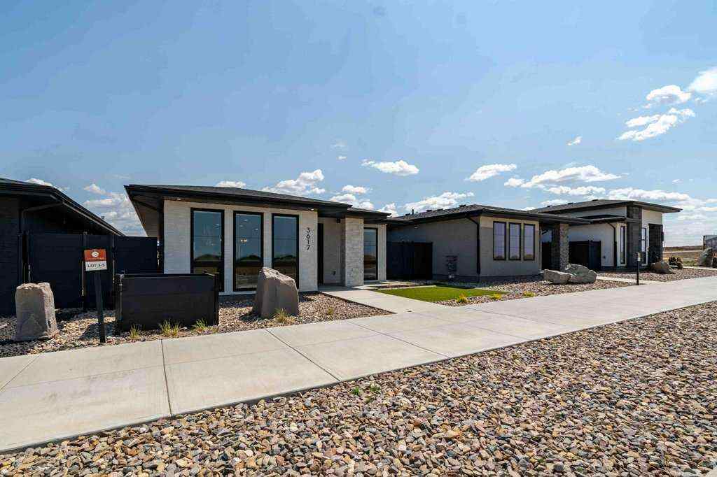 MLS® A2228769 - 3617 10 Avenue SW in SW Southridge Medicine Hat, Residential