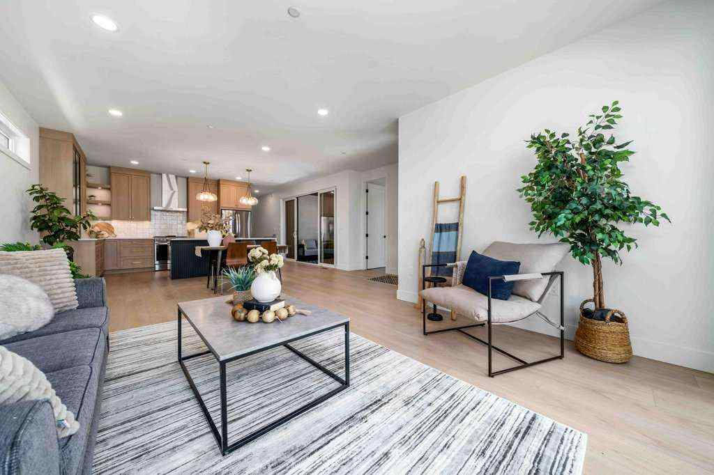 MLS® A2228769 - 3617 10 Avenue SW in SW Southridge Medicine Hat, Residential