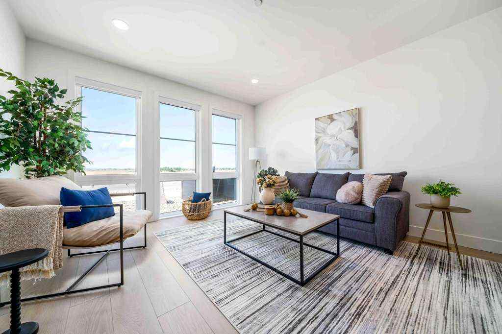 MLS® A2228769 - 3617 10 Avenue SW in SW Southridge Medicine Hat, Residential