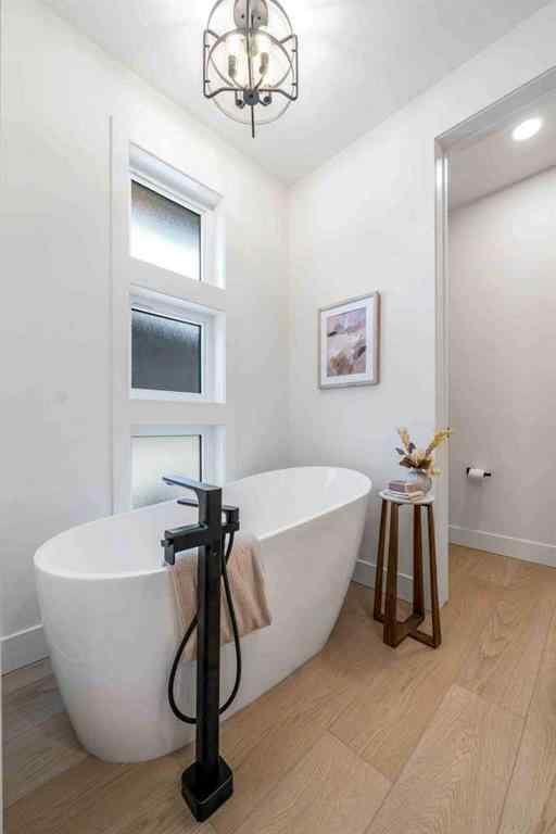 MLS® A2228769 - 3617 10 Avenue SW in SW Southridge Medicine Hat, Residential