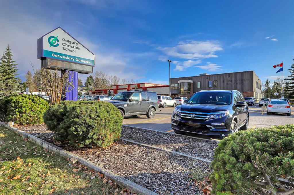 MLS® A2228780 - Unit #109 & 102 3550 45 Street SW in Glenbrook Calgary, Residential