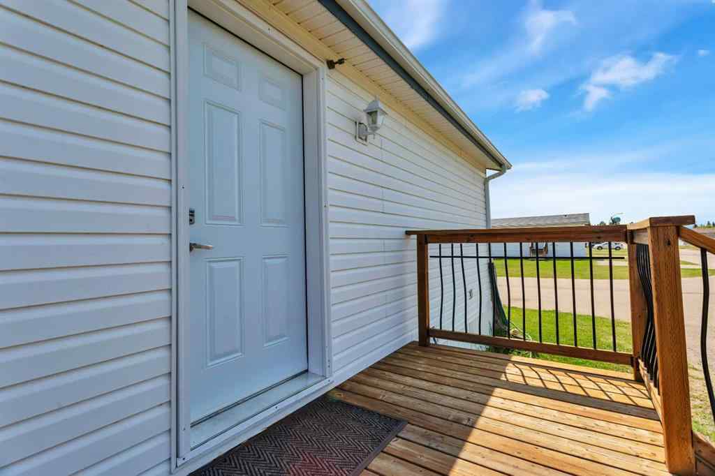 MLS® A2228799 - Unit #108 5823 52 Street  in NONE Eckville, Mobile
