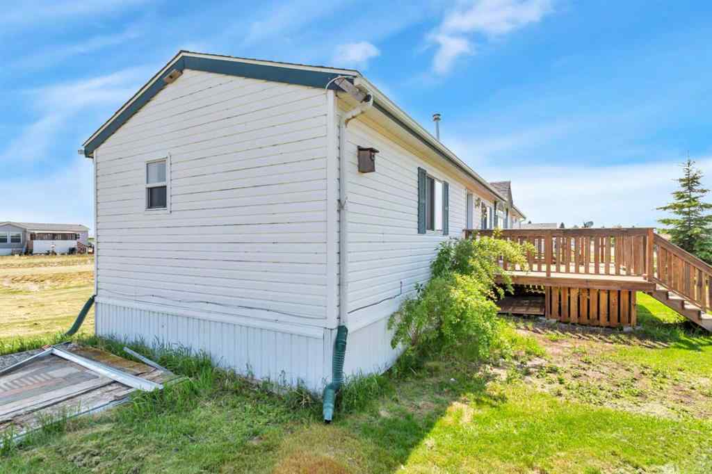 MLS® A2228799 - Unit #108 5823 52 Street  in NONE Eckville, Mobile