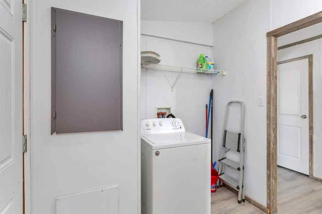 MLS® A2228799 - Unit #108 5823 52 Street  in NONE Eckville, Mobile