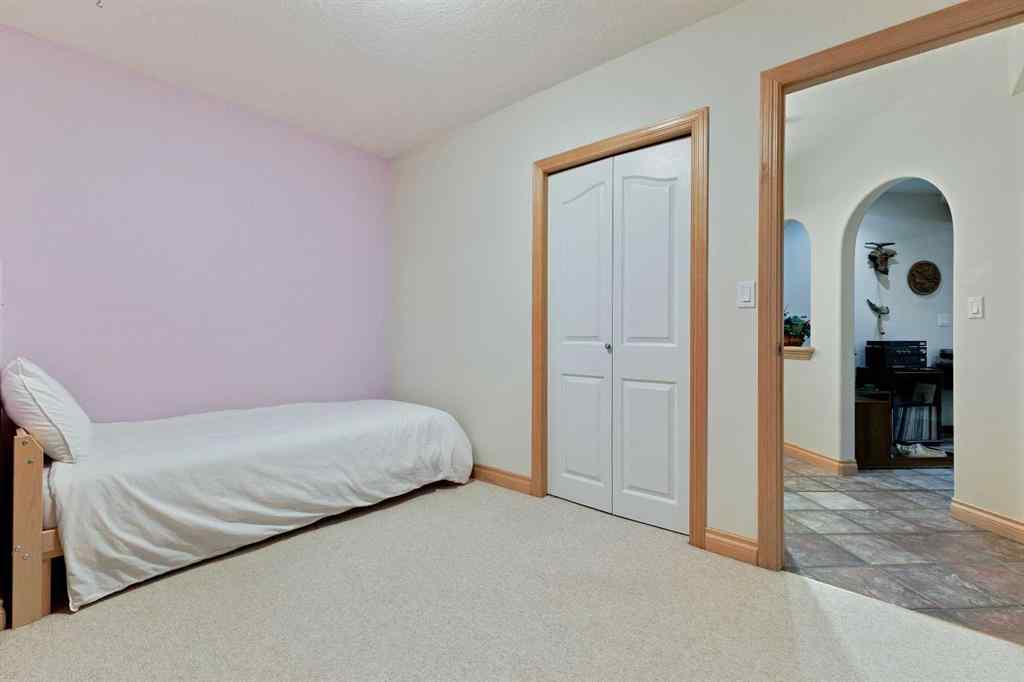 MLS® A2228803 - 30 Patterson Green SW in Patterson Calgary, Residential