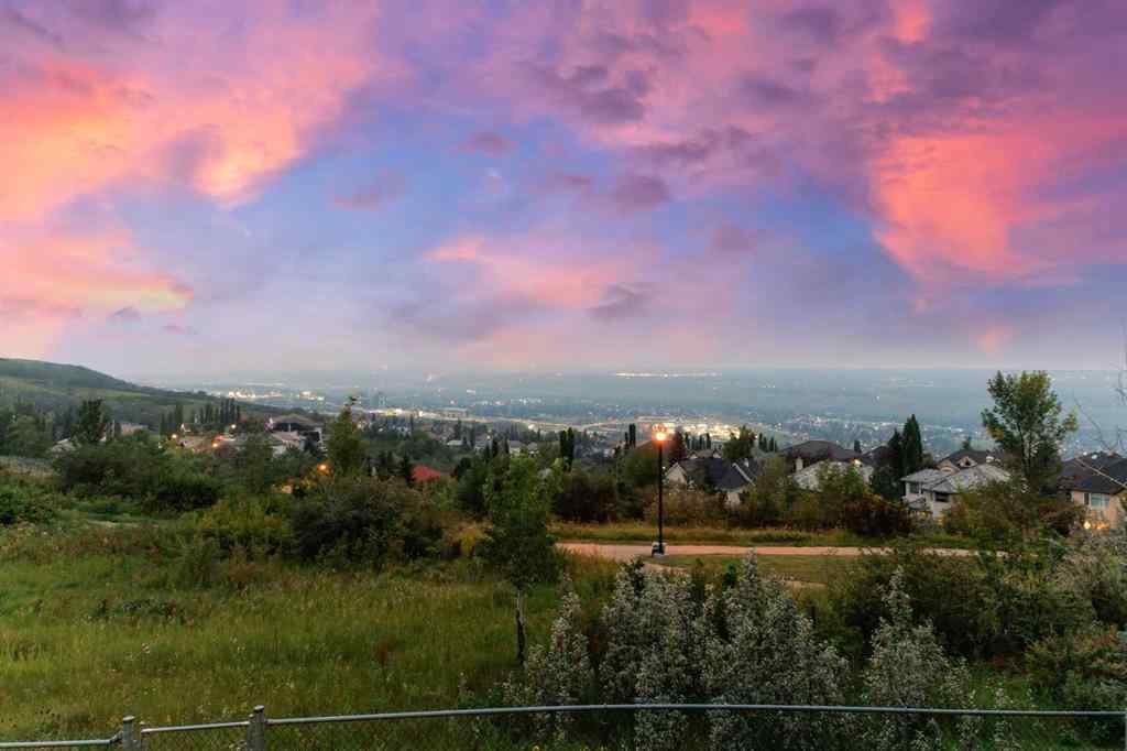 MLS® A2228803 - 30 Patterson Green SW in Patterson Calgary, Residential